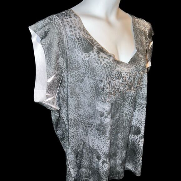 Harley Davidson cute black with gray animal print skull design top. New - Picture 6 of 13